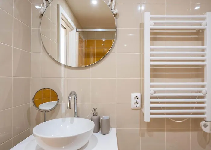 Capelo Residency By Lovelystay Appartamento